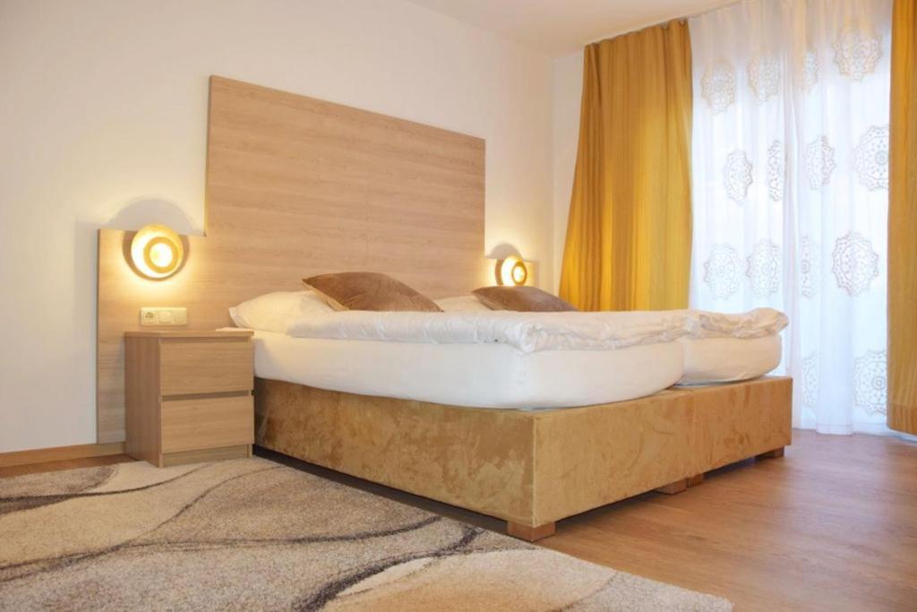 Das Falk Apartmenthaus Nuremberg Extérieur photo